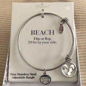 Adjustable bangle bracelet
